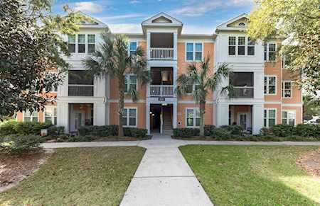 2022 Chatelain Way Mount Pleasant, SC 29464