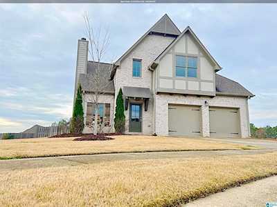 1004 Garnet Drive Calera, AL 35040