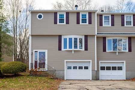 43 Lexington Rd #43 Millbury, MA 01527