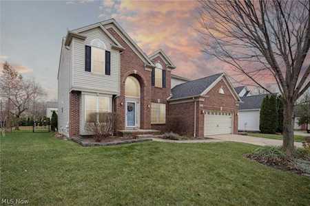 2629 Saddle Creek Creek Avon, OH 44011
