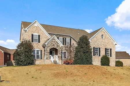 1038 Queens Place Spring Hill, TN 37174