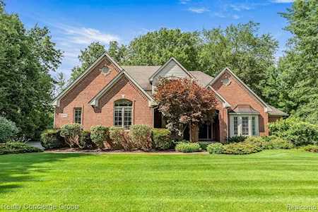 9761 Quail Ridge Run Brighton Twp, MI 48114