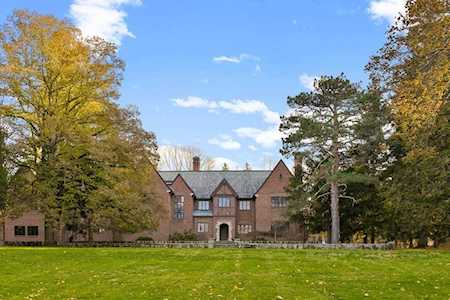 1431 Brush Hill Rd Milton, MA 02186