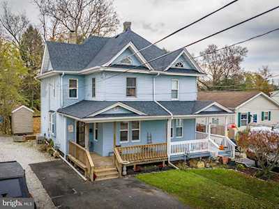 28 Lake Ave Grenloch, NJ 08032