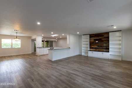 9543 W Manzanita Drive Sun City, AZ 85373