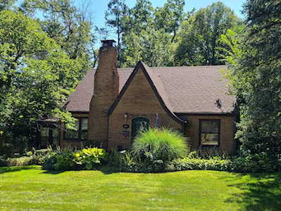 609 Hawthorne Blvd Glen Ellyn, IL 60137
