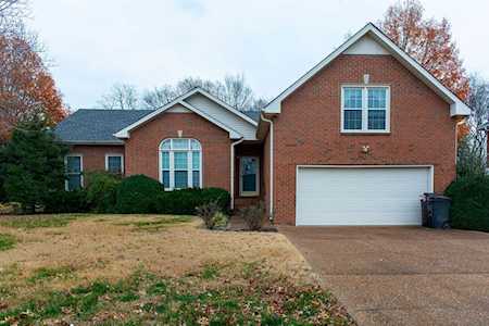 105 Huntington Pl Hendersonville, TN 37075