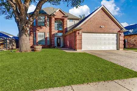 9073 Tyne Trail Fort Worth, TX 76118