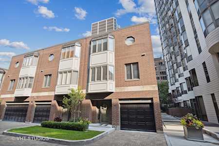 1740 N Clark St #1722 Chicago, IL 60614