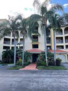 100 Uno Lago Drive #303 Juno Beach, FL 33408
