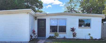 8302 95th TERRACE Seminole, FL 33777