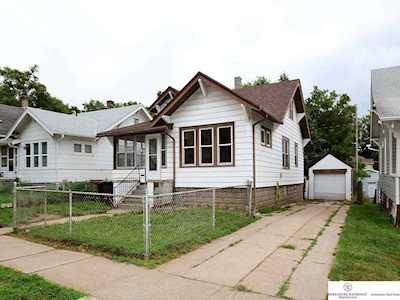 1533 S 27 St Omaha, NE 68105