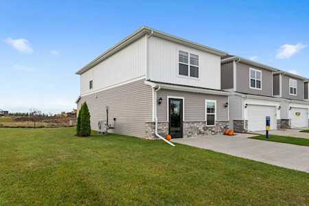 2620 SE Morningdew Dr West Des Moines, IA 50265