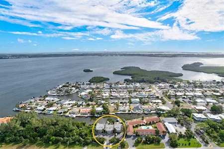 10215 Manatee Ave W #7 Bradenton, FL 34209