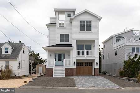 222 19th St N Surf City, NJ 08008