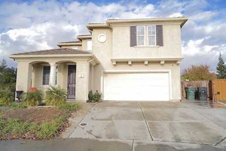 124 Wellspring Court Roseville, CA 95747