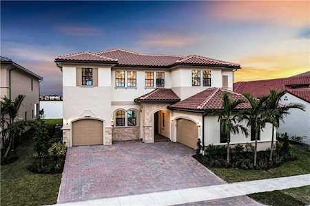 8990 W Parkland Bay Trl Parkland, FL 33076