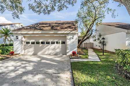 310 Lisa Ln Oldsmar, FL 34677