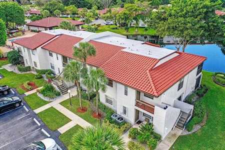 9188 Norte Lago #4C Boca Raton, FL 33428