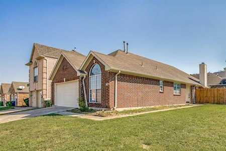 2107 Montclair Lane Lewisville, TX 75067