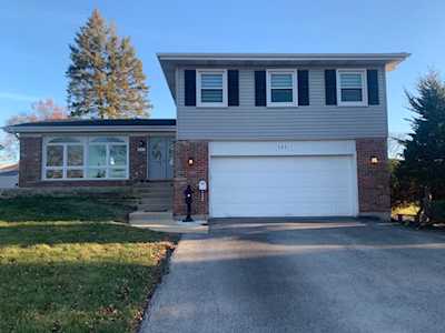 345 Hillcrest Ln Lombard, IL 60148