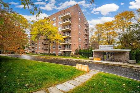 40 S Cole Avenue #4L Spring Valley, NY 10977