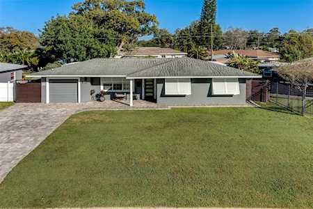 3831 26th Ave N St. Petersburg, FL 33713