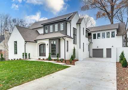 1828 Green Hills Dr Nashville, TN 37215