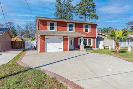 1424 Glendale Ave Chesapeake, VA 23323