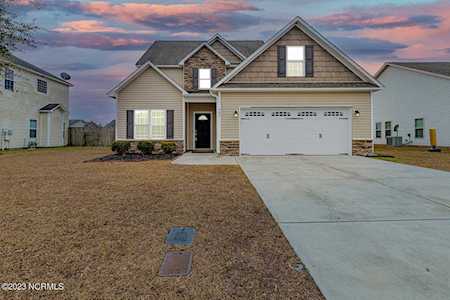 943 Dynamo Lane Jacksonville, NC 28546