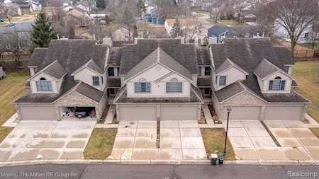 45085 Horseshoe Circle Canton Twp, MI 48187