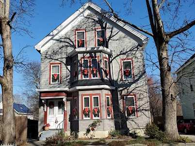73 Hope St Millville, MA 01529