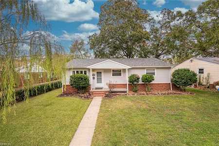 1662 Tallwood St Norfolk, VA 23518