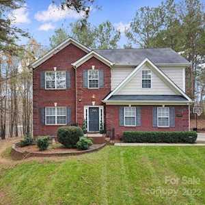 2048 Standing Timber Rd Lancaster, SC 29720