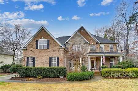 1102 Dobson Dr Waxhaw, NC 28173
