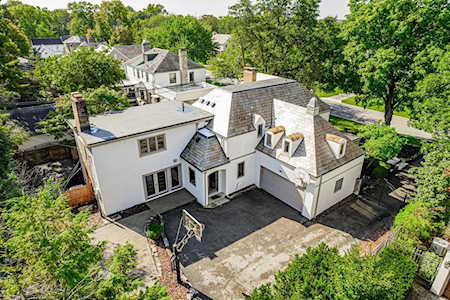 2110 Cheshire Road Columbus, OH 43221