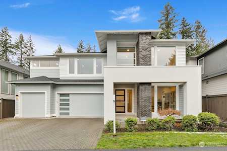 3824 223rd Ave SE Sammamish, WA 98075
