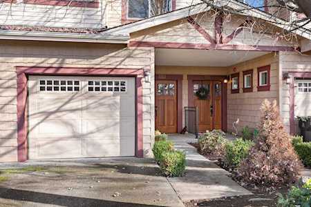 1115 SE Catherine Way Grants Pass, OR 97526