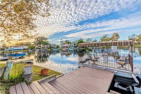 22545 Overlake Dr Lake Forest, CA 92630