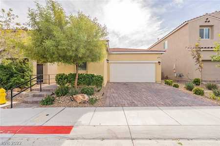 11 Moon Ranch Ave North Las Vegas, NV 89031