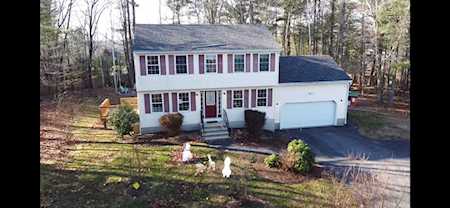 3 Pemigiwasset Circle Derry, NH 03038