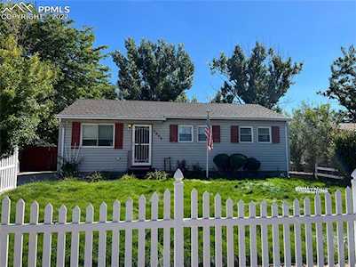 3609 Windflower Circle Colorado Springs, CO 80918