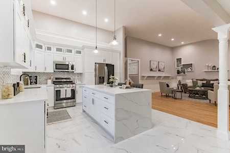 403 Lavender Hill Dr Cherry Hill, NJ 08003