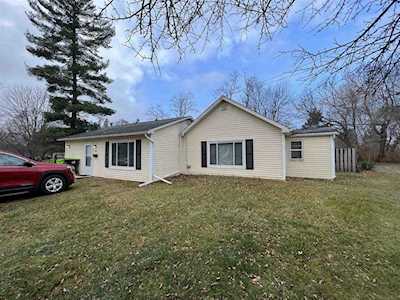 1009 Granger Fenton, MI 48430
