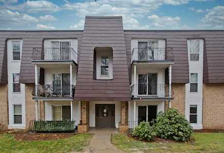 16 Shadowbrook Ln #14 Milford, MA 01757