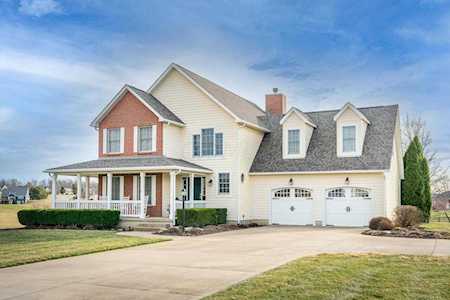 8633 Heather Lake Drive Canal Winchester, OH 43110