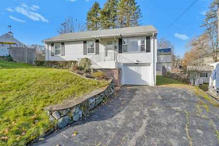 11 Montview Circle Waltham, MA 02451