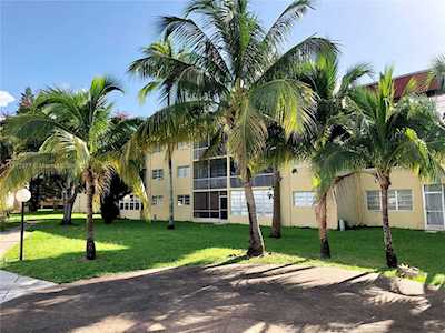 1530 NE 191st St #242 Miami, FL 33179