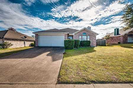 216 Los Angeles Drive Glenn Heights, TX 75154