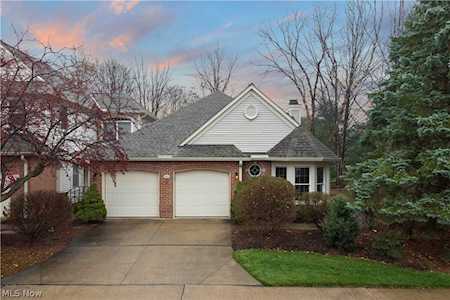 401 Bounty Way #204 Avon Lake, OH 44012